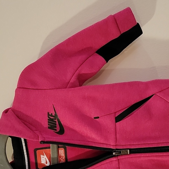 Nike Tech Fleece Pink One Piece Jumpsuit Romper size 3/6 months - Picture 9 of 15